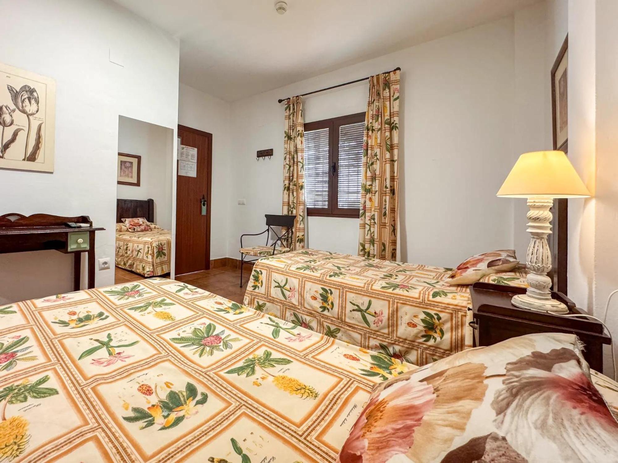 Hotel Valsequillo Лепе Екстер'єр фото
