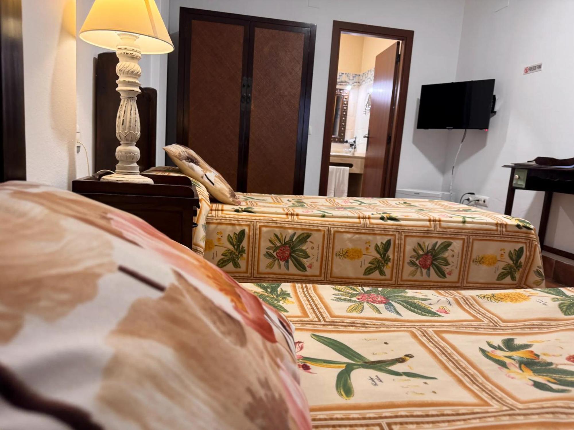 Hotel Valsequillo Лепе Екстер'єр фото